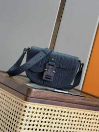 Picture of Dior Mens Bags _SKUfw239332159fw